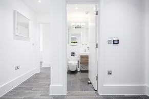 Roomspace Apartments -The Legacy