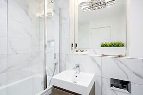 Roomspace Apartments -The Legacy