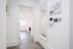 Roomspace Apartments -The Legacy