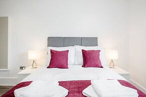 Roomspace Apartments -The Legacy