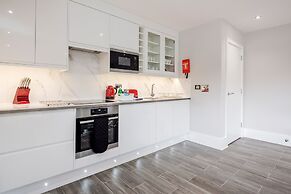 Roomspace Apartments -The Legacy