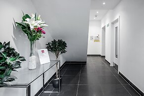 Roomspace Apartments -The Legacy