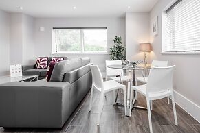 Roomspace Apartments -The Legacy