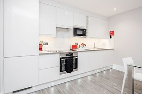 Roomspace Apartments -The Legacy