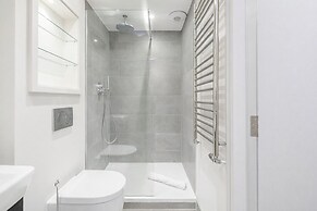 Roomspace Apartments -The Quadrant