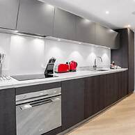 Roomspace Apartments -The Quadrant