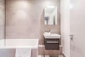 Roomspace Apartments -The Quadrant