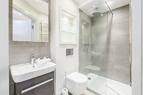 Roomspace Apartments -The Quadrant