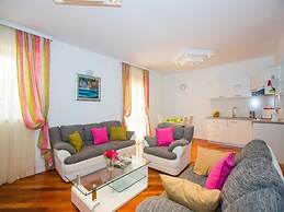 City Apartments Lani