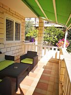 City Apartments Lani