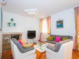 City Apartments Lani