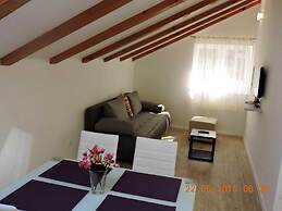 City Apartments Lani