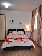 City Apartments Lani 3