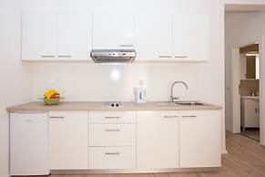 City Apartments Lani 3