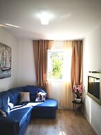 City Apartments Lani 3