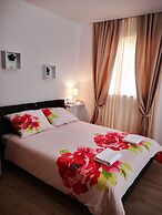 City Apartments Lani 3