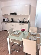 City Apartments Lani 3