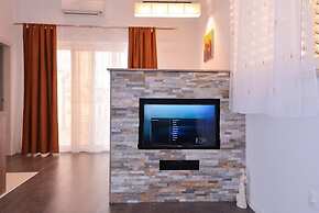 City Apartments Lani 4