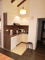 City Apartments Lani 4