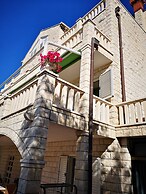 City Apartments Lani 4