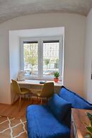 Stock Exchange Apartment