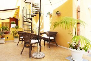 Coralia Bed and Breakfast