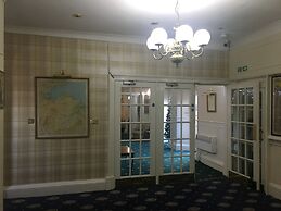 George and Abbotsford Hotel