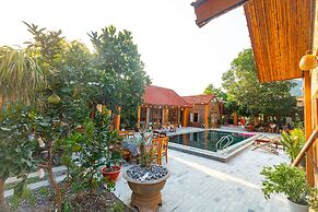 Tam Coc Mountain Bungalow