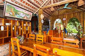 Tam Coc Mountain Bungalow