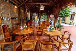 Tam Coc Mountain Bungalow