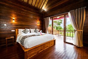 Lembongan Cempaka Villa & Restaurant