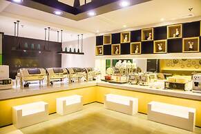 Magnolia Guilin Yangshuo West Street Hotel