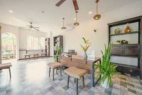 Ancient Garden Boutique Hoi An