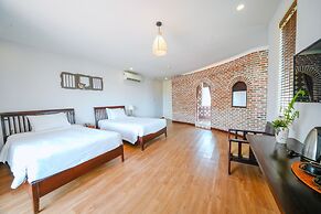 Ancient Garden Boutique Hoi An