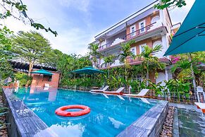 Ancient Garden Boutique Hoi An