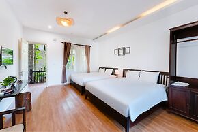 Ancient Garden Boutique Hoi An