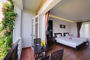 Ancient Garden Boutique Hoi An