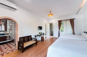 Ancient Garden Boutique Hoi An