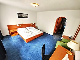 A8 Hotel im Darchinger Hof, Bed & Breakfast