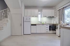 Ekatis House II by Halkidiki Villas