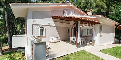 Ekatis House III by Halkidiki Villas