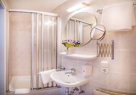 Hotel Kalenborner Hoehe