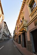 Hotel La Basílica Quito