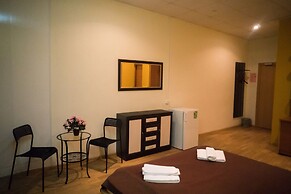 Central House Hostel