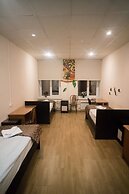 Central House Hostel