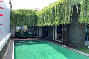 The Ocean Views Luxury Villas & Apartment