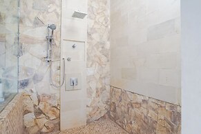 The Ocean Views Luxury Villas & Apartment