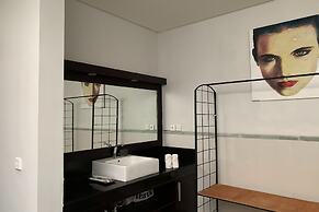 The Ocean Views Luxury Villas & Apartment