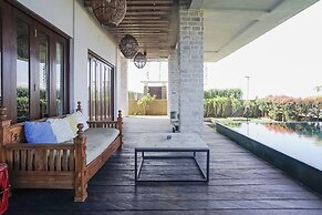 The Ocean Views Luxury Villas & Apartment