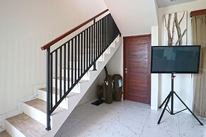 The Ocean Views Luxury Villas & Apartment